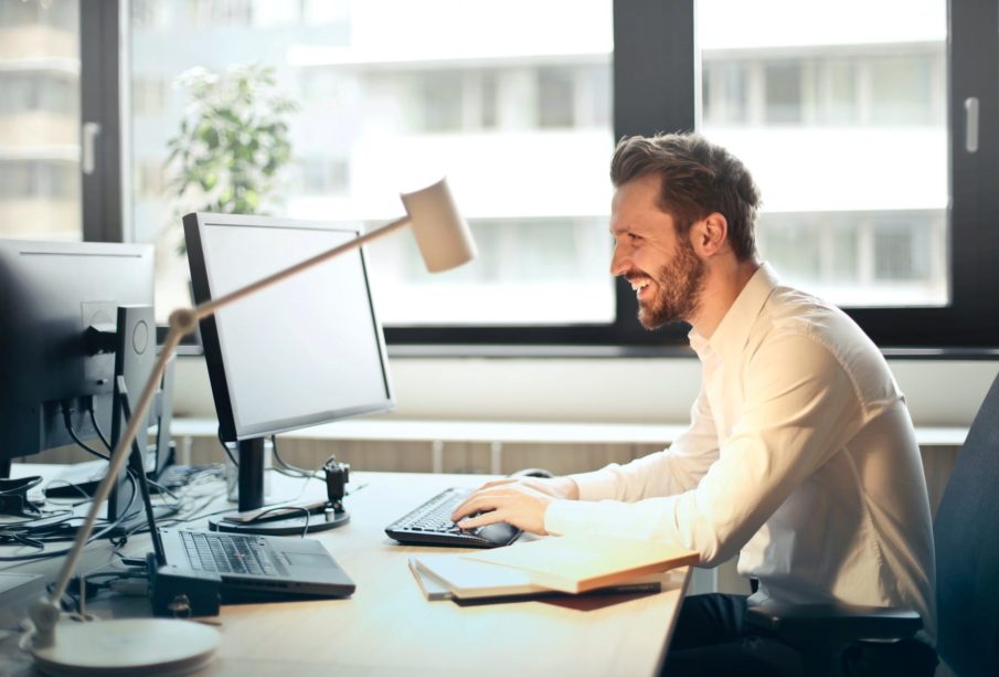 How does Office Furniture Selection Enhance Productivity? 1 Office Furniture Selection